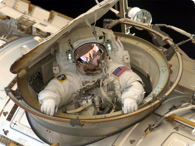 iss-astronaute
