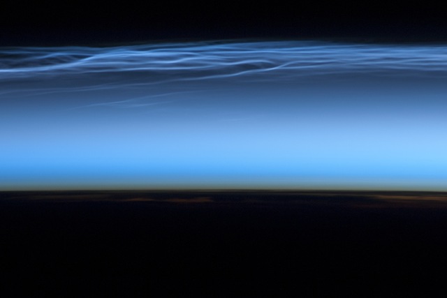 noctilucent-nuage-iss