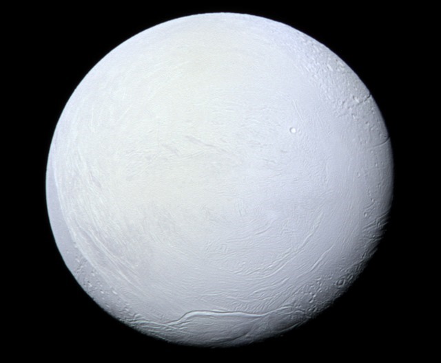 Enceladus-Cassini2013