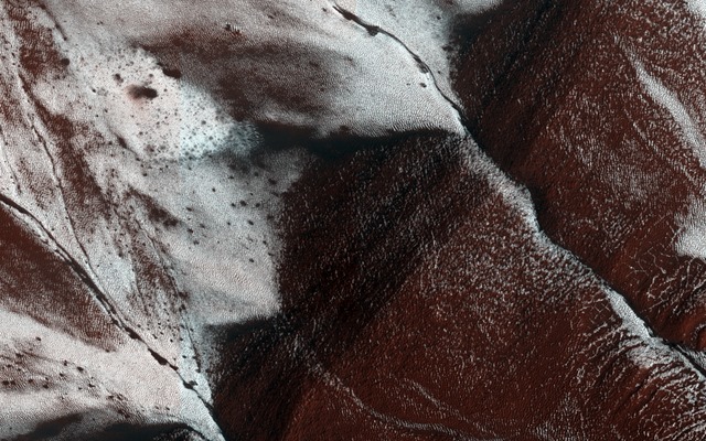 HiRISE-pentes-glacées-Mars