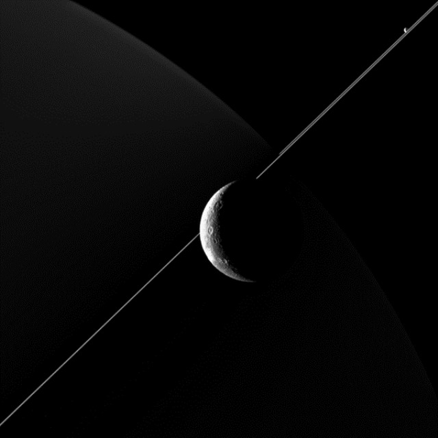 Dione-Cassini23