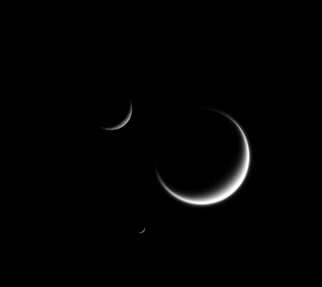 Titan-Mimas- Rhea-croissant