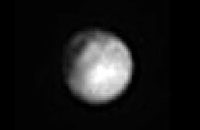 Pluton-cratère0715