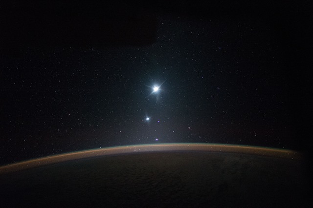 Lune-Vénus-Jupiter-terre SK 2015