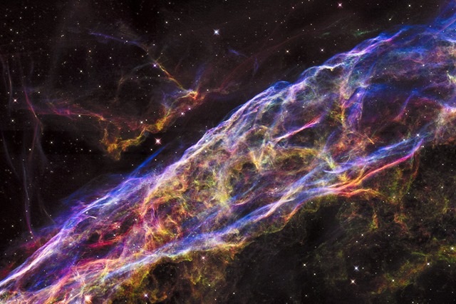 Veil-nebula-Hubble