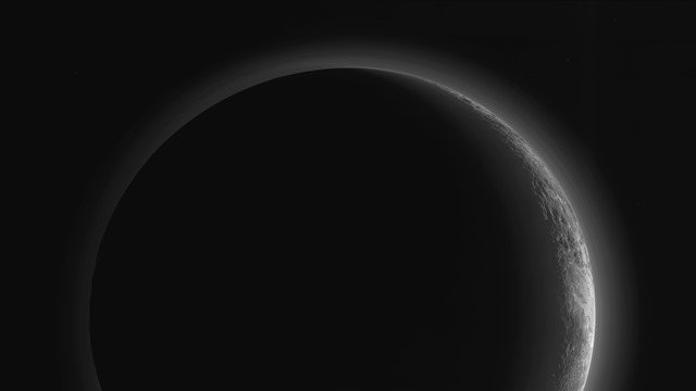 Pluton-croisssant-NH-2015