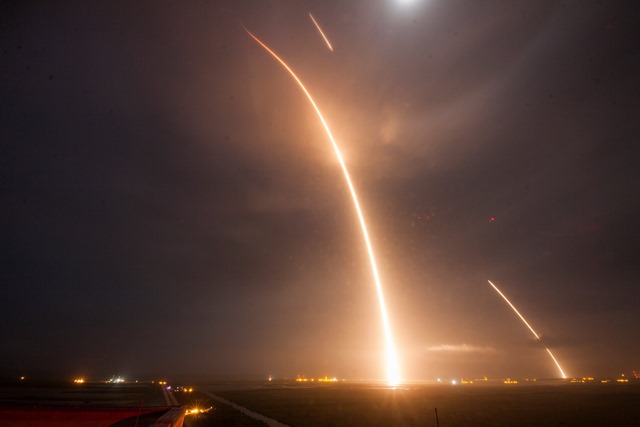 Falcon 9 atterrissage-201215