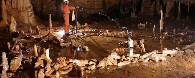 néanderthal-cave2