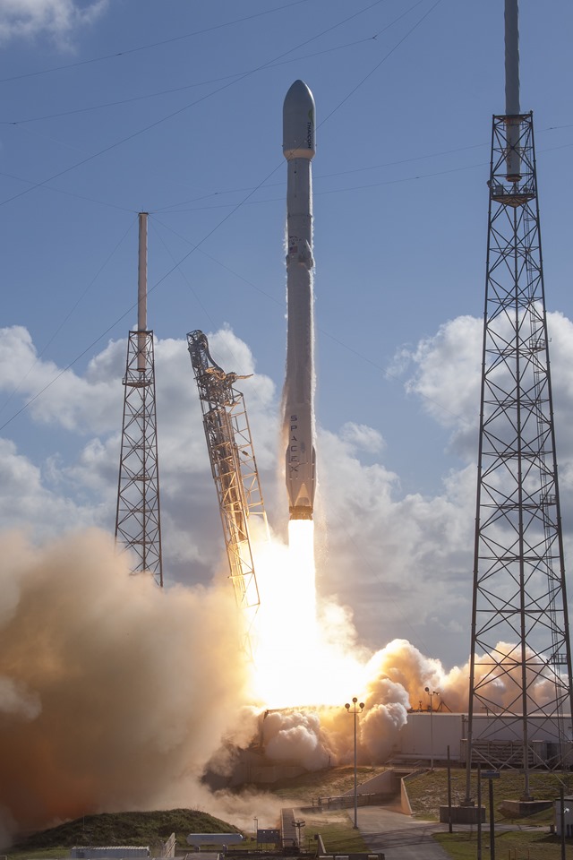 thaicom8_SpaceX