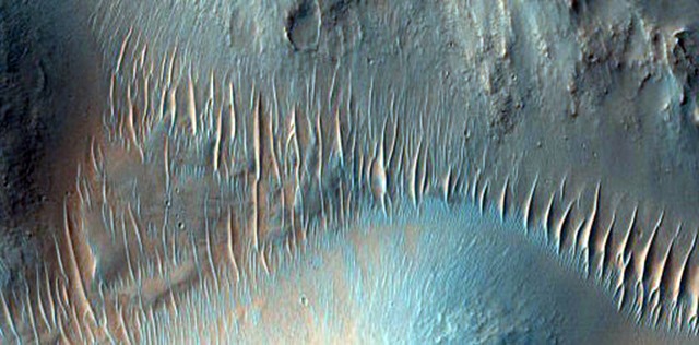 MRO-aout 16-Mars Nirgal Vallis