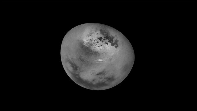 Titan-nuages-Cassini