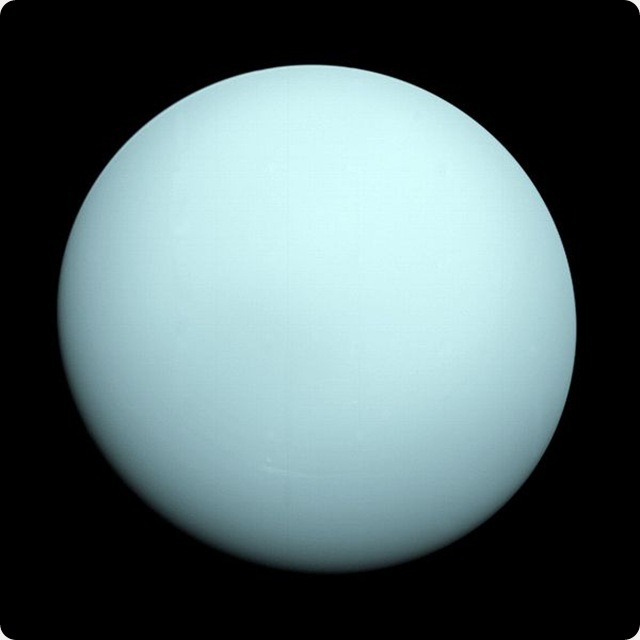 Uranus-Voyager-II