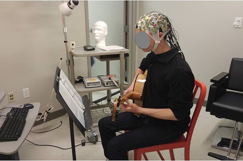 EEG Guitariste 1 20