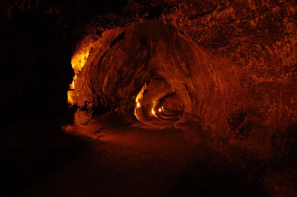 Tunnel lave Hawai 1 21