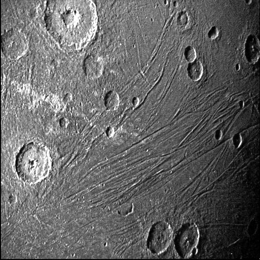 Ganymede survol Juno 2 21