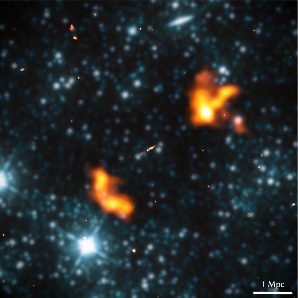 Radiogalaxie géante Alcyoneus 1 22