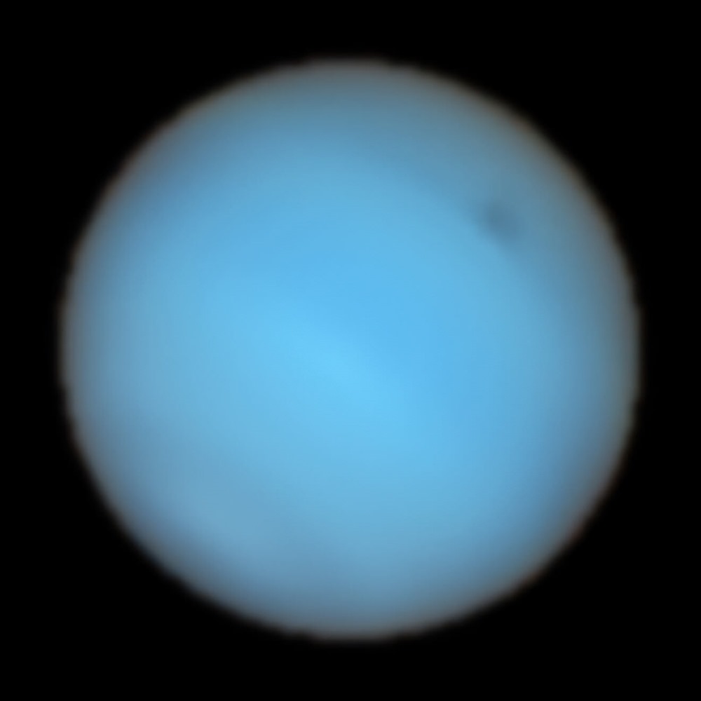 Natural view of Neptune taken by MUSE at the VLT