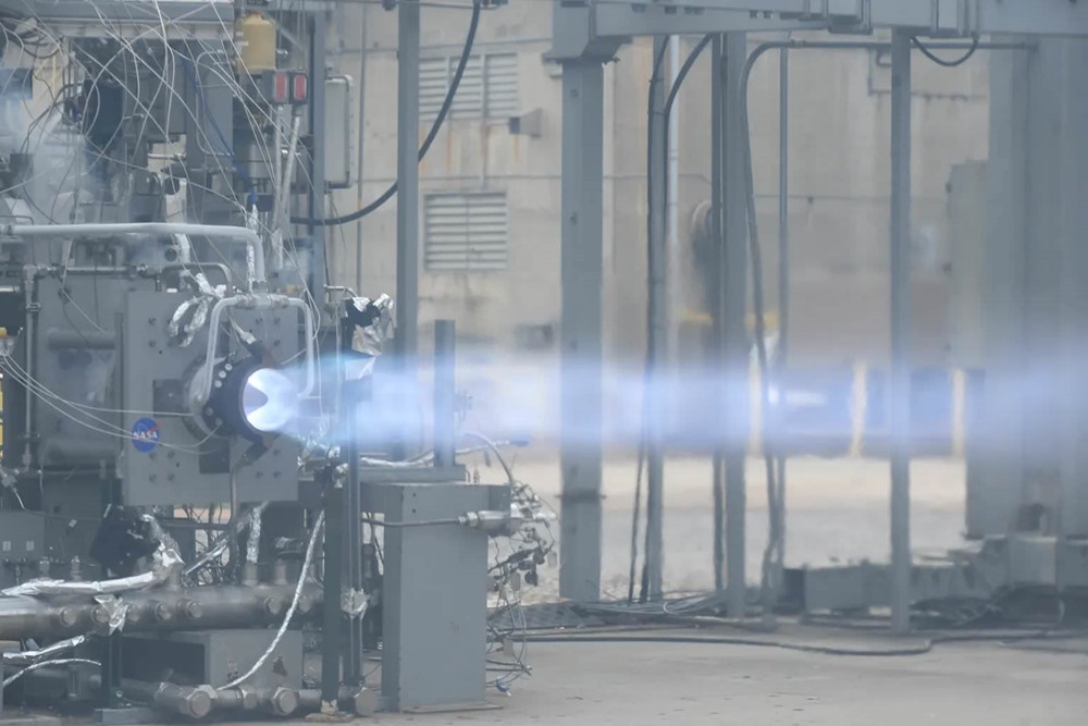 Rotating Detonation Rocket Engine 1 24